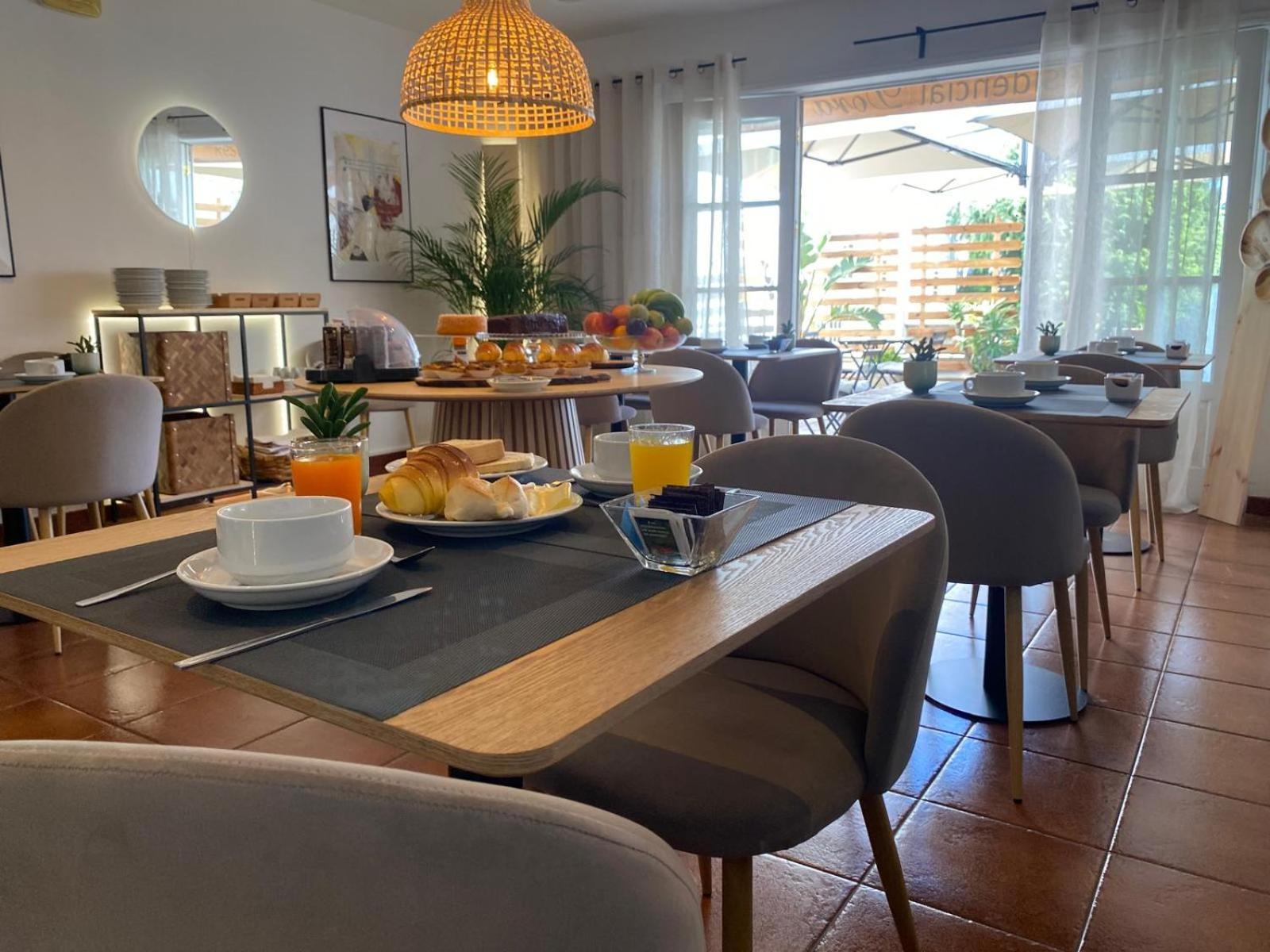Hotel Residencial Dora Брага Екстериор снимка